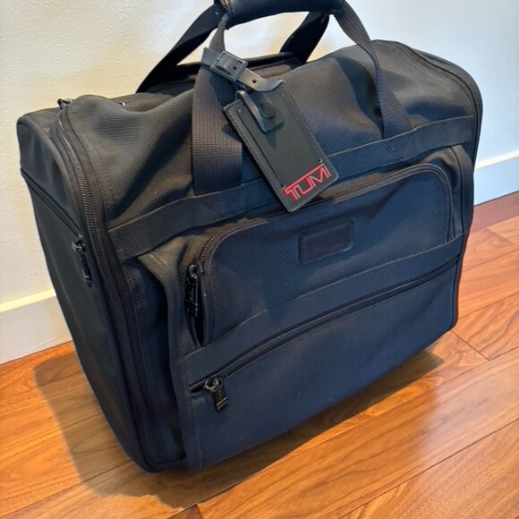 TUMI Compact Wheeled Brief/Laptop Bag - Picture 1 of 7